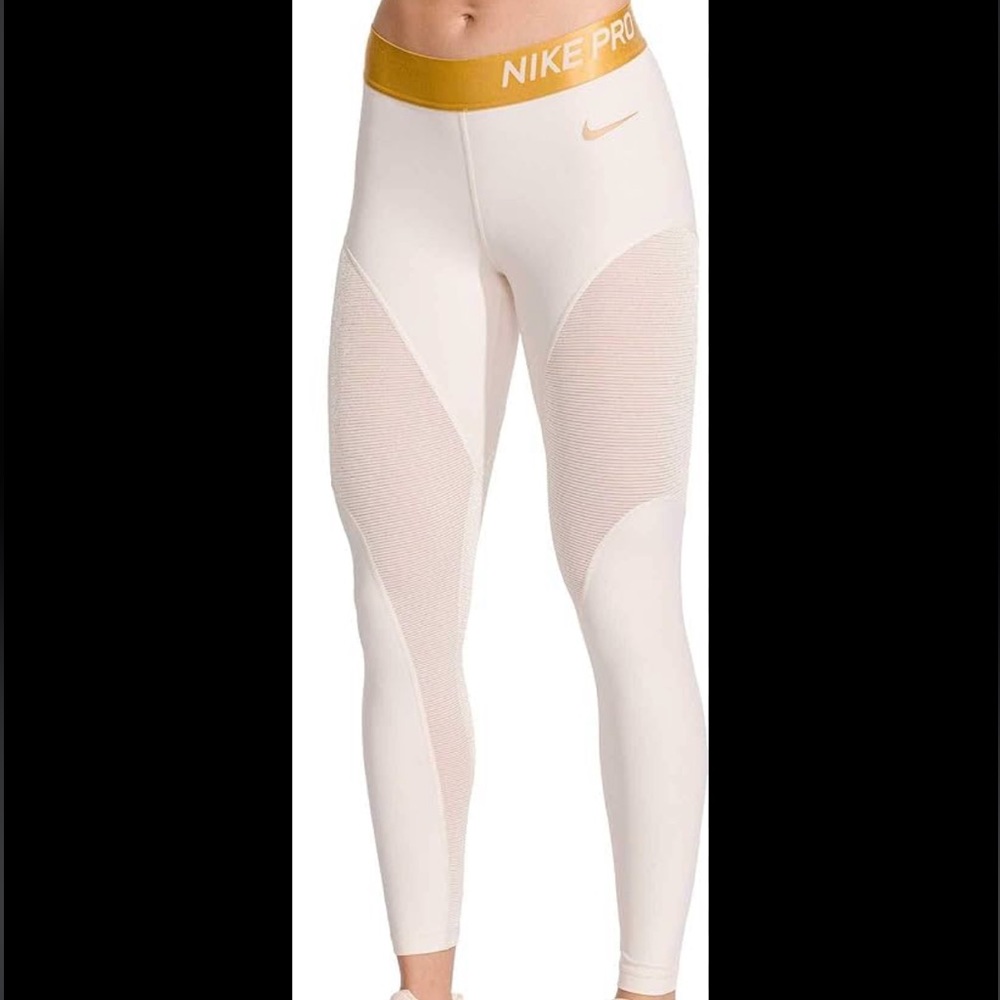Medium Nike Pro Womens 7/8 Tights CHAMPAGNE Athletic